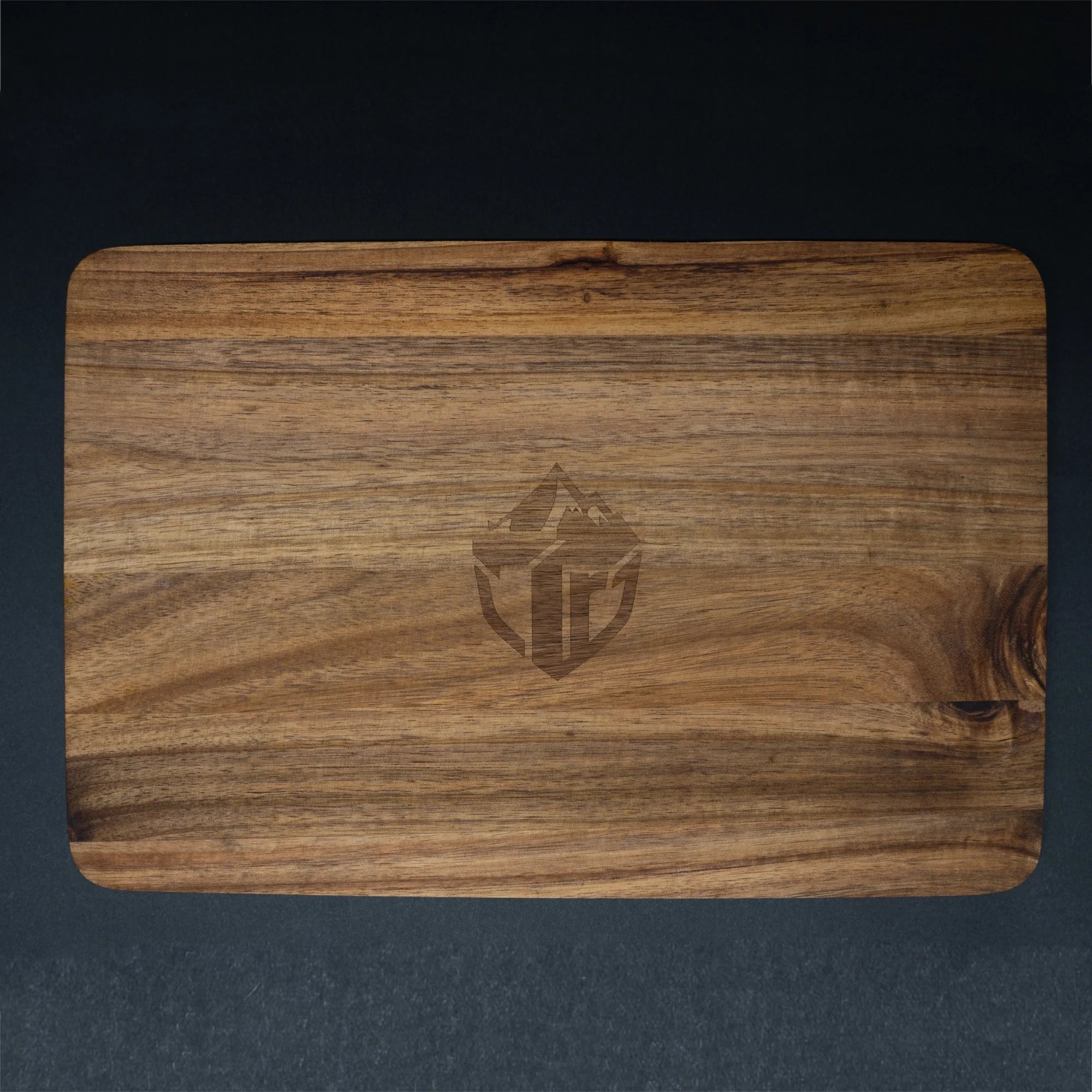 TriCamp Acacia Rectangle Plate 30cm feature — handcrafted acacia board dimensions and finish